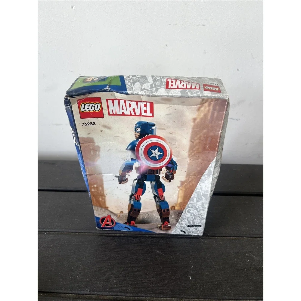 LEGO 310 Pieces Marvel Avengers Captain America Construction Figure 76258 New